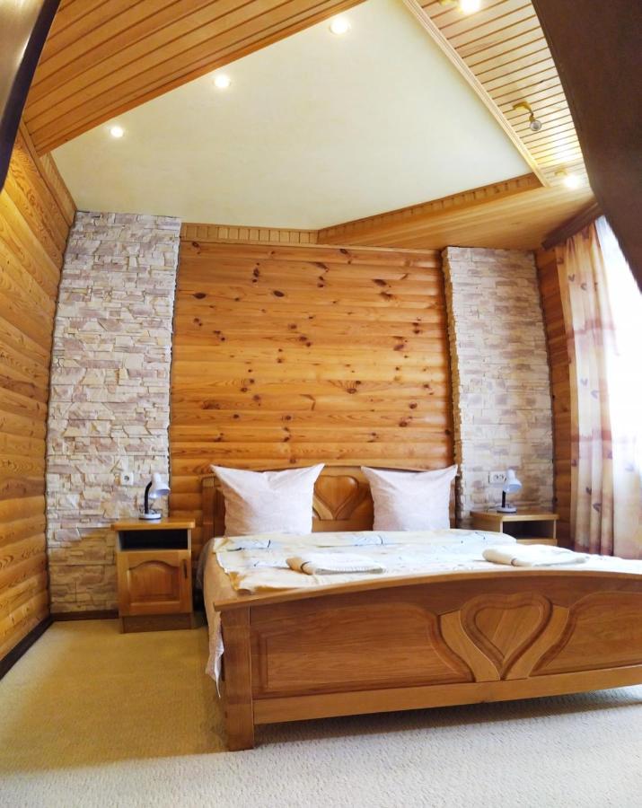 Guest House Shafran ยาเรมชา ภายนอก รูปภาพ